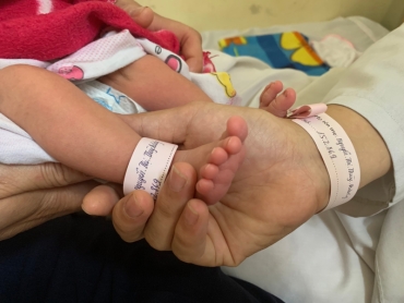 an toan nguoi benh  ?? vong deo tay nhan dang nguoi benh