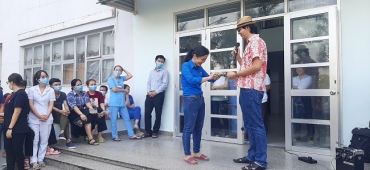 hoi thi  ??san choi mua xuan ??