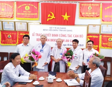 le bo nhiem moi chuc vu can bo khoa phong