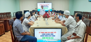 tang qua cho cong doan vien co hoan canh kho khan