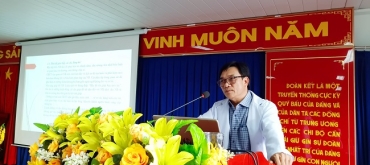 tap huan  ??nang cao ky nang ung xu va thay doi phong cach thai do phuc vu cua nhan vien y te ??