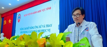 tap huan  ??nang cao ky nang ung xu va thay doi phong cach thai do phuc vu cua nhan vien y te ??