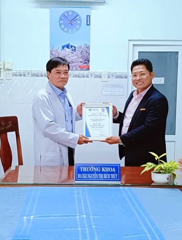 tiep nhan 01 may chay than nhan tao